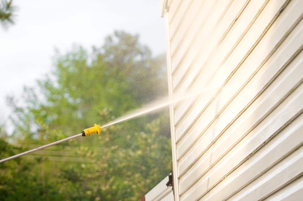  vinyl siding vs. fiber cement siding 